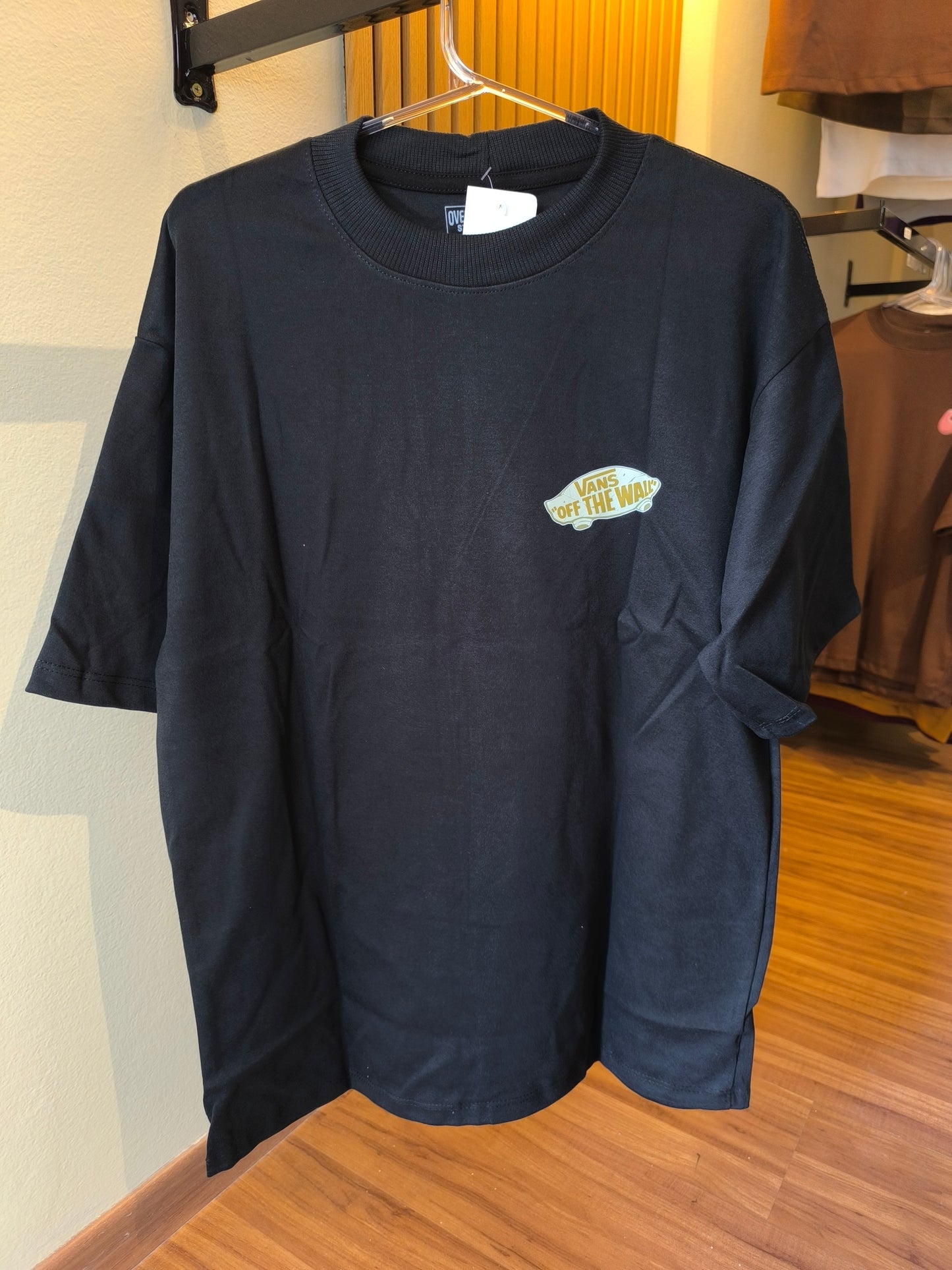 Remera Oversized VNS Break the Mold