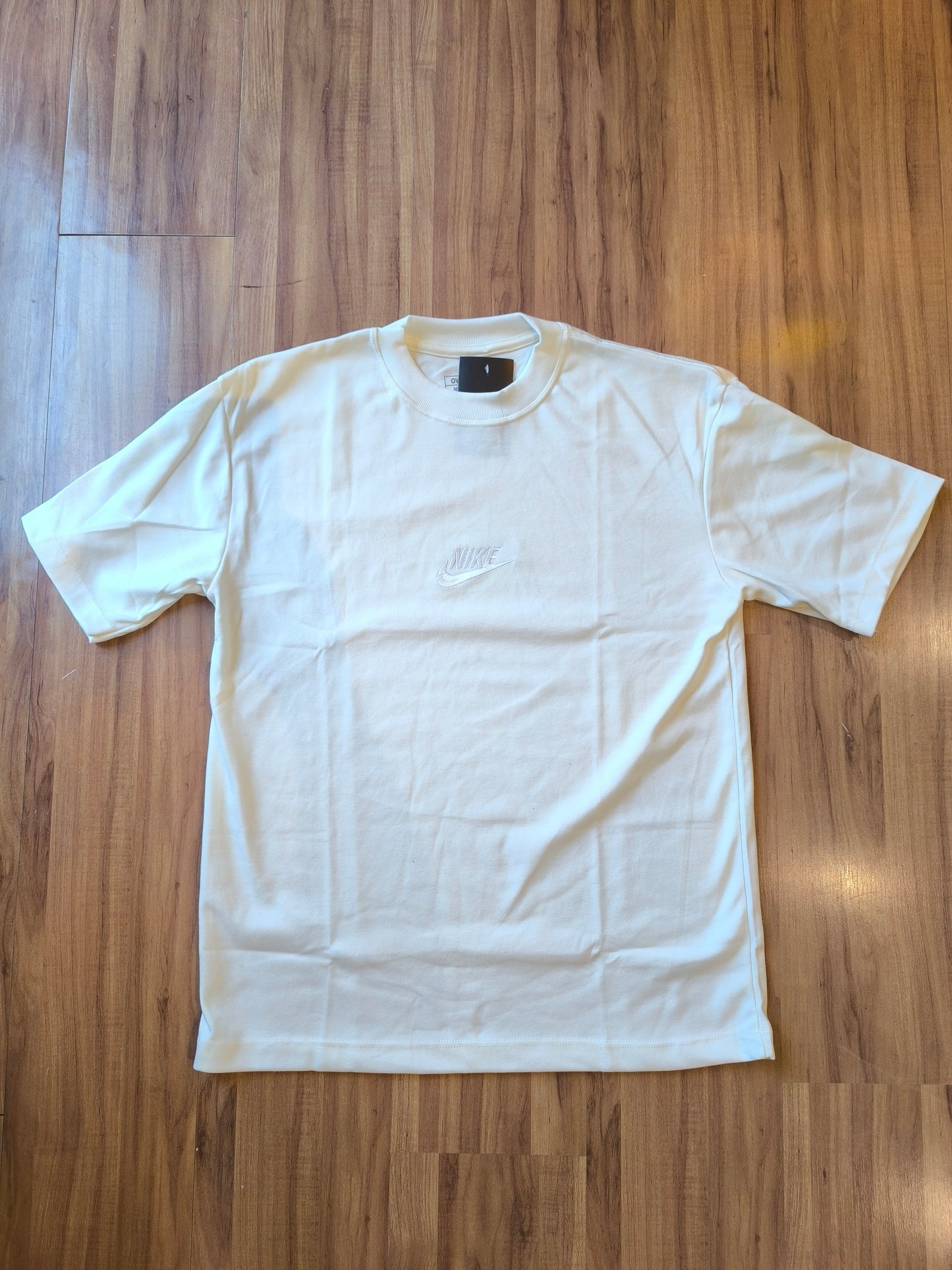 Remera Oversized Bordada NK Outlaw