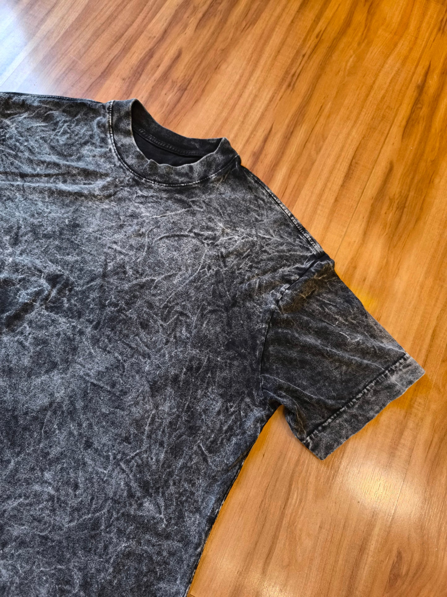Remera Oversized Stone Wash Negra