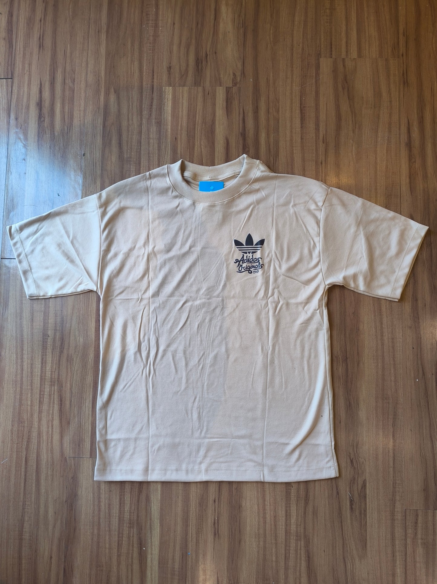 Remera Oversized ADI Originals 1949