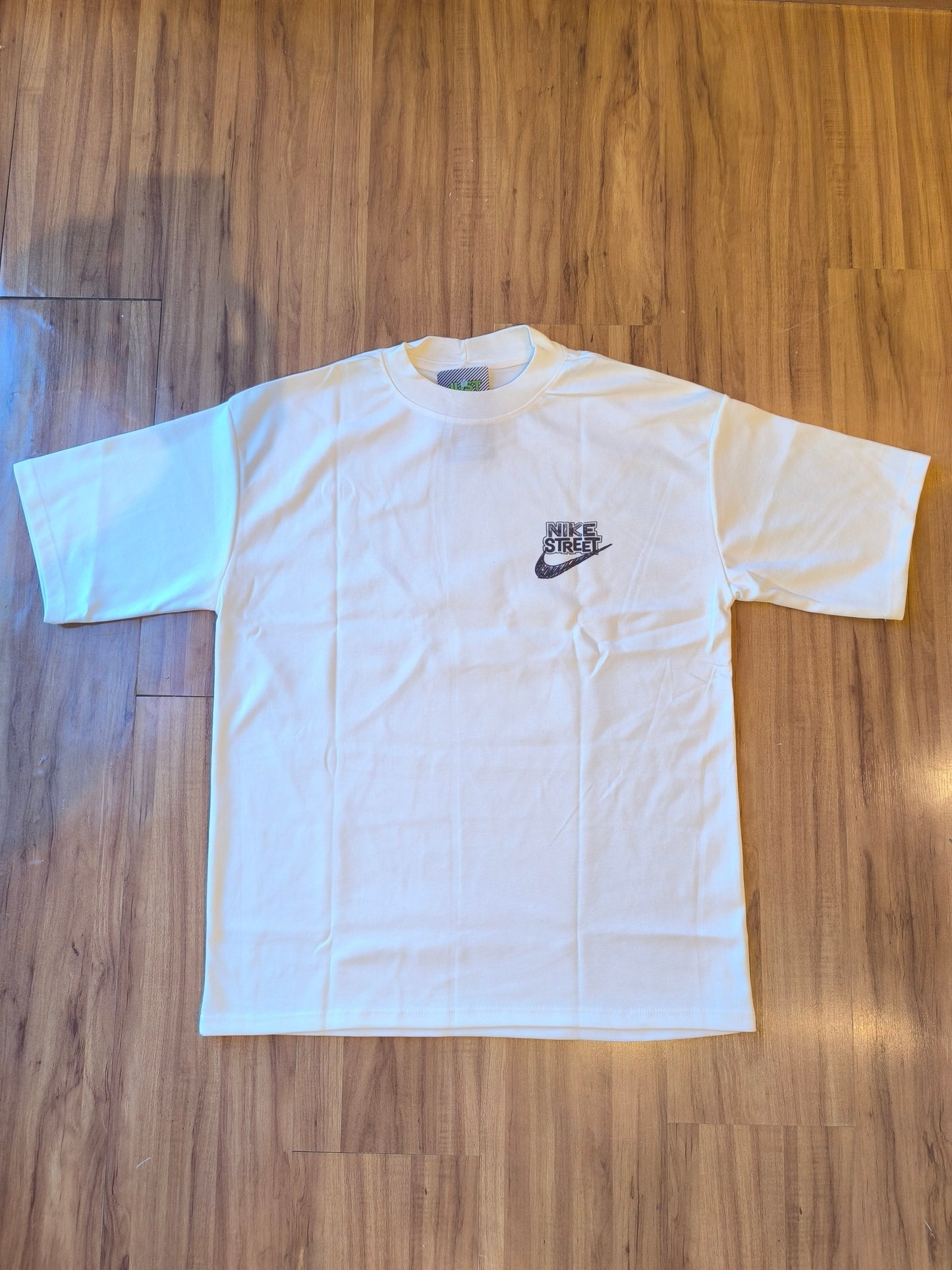 Remera Oversized NK Back Street