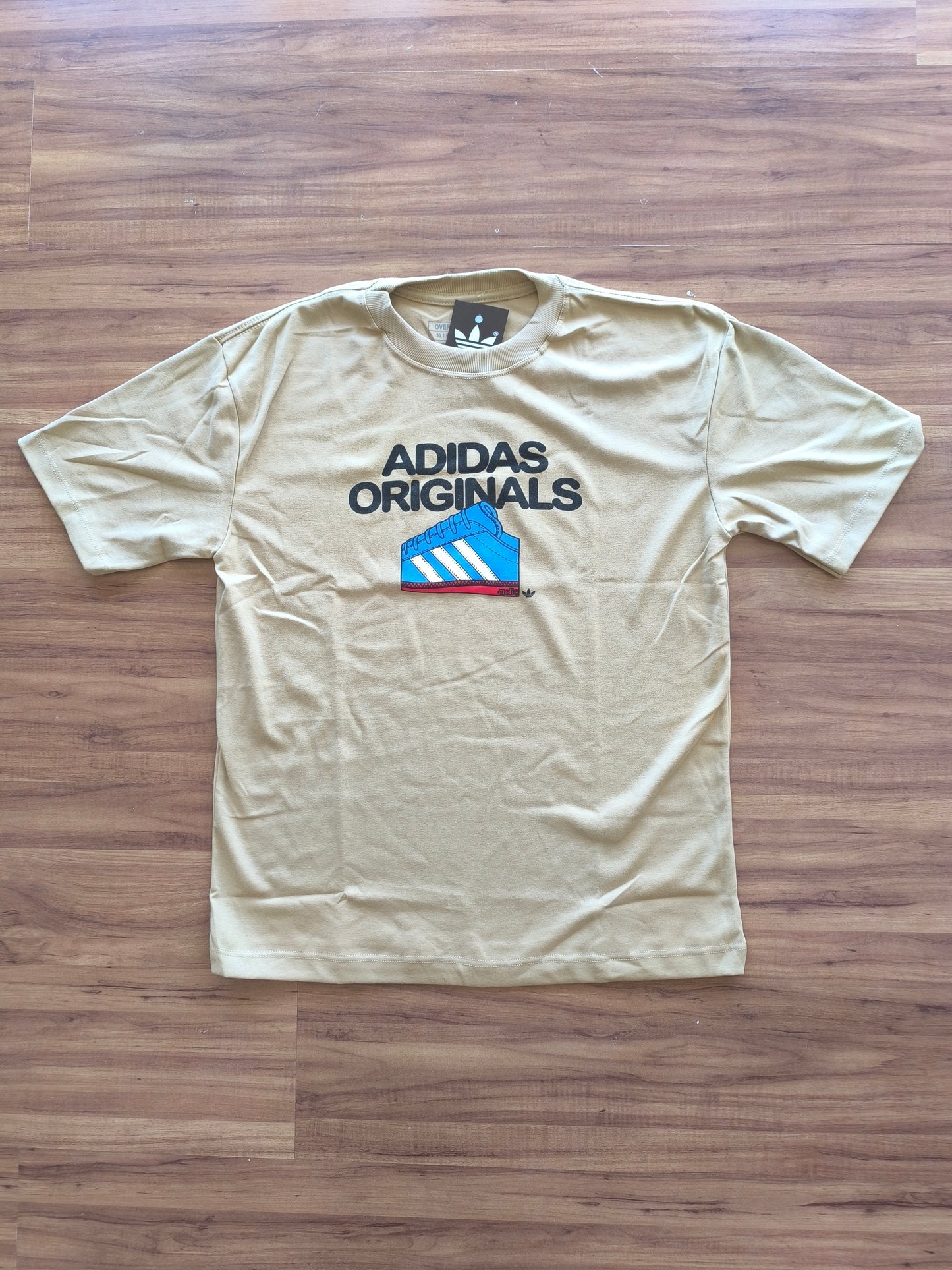 Remera Oversized ADI Sneaker Club