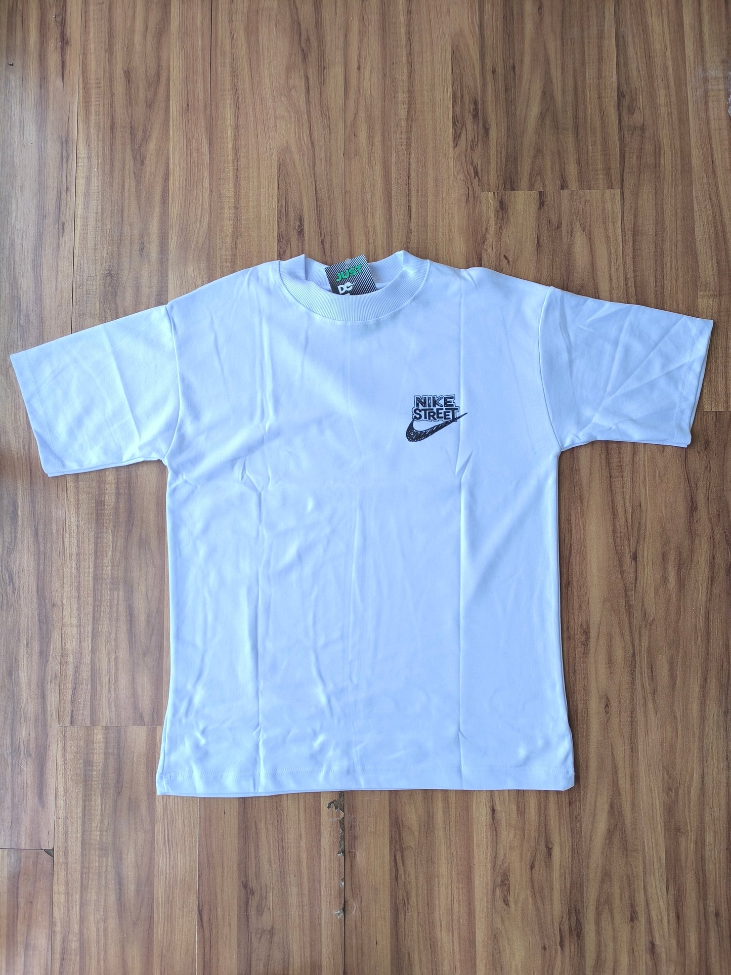 Remera Oversized NK Street Art
