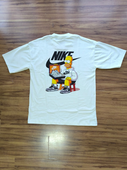 Remera Oversized NK Homer's Sneaker