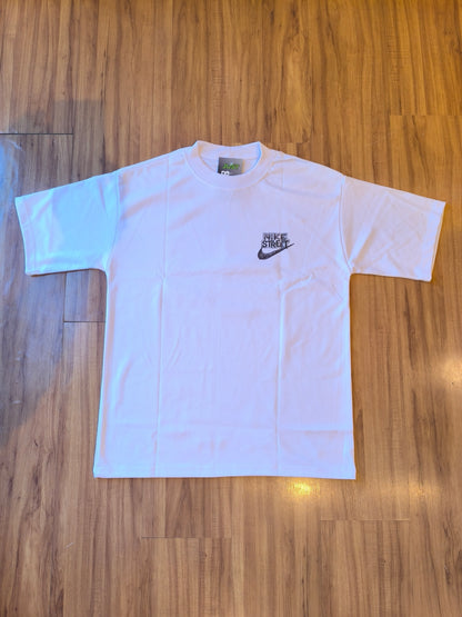 Remera Oversized NK Back Street