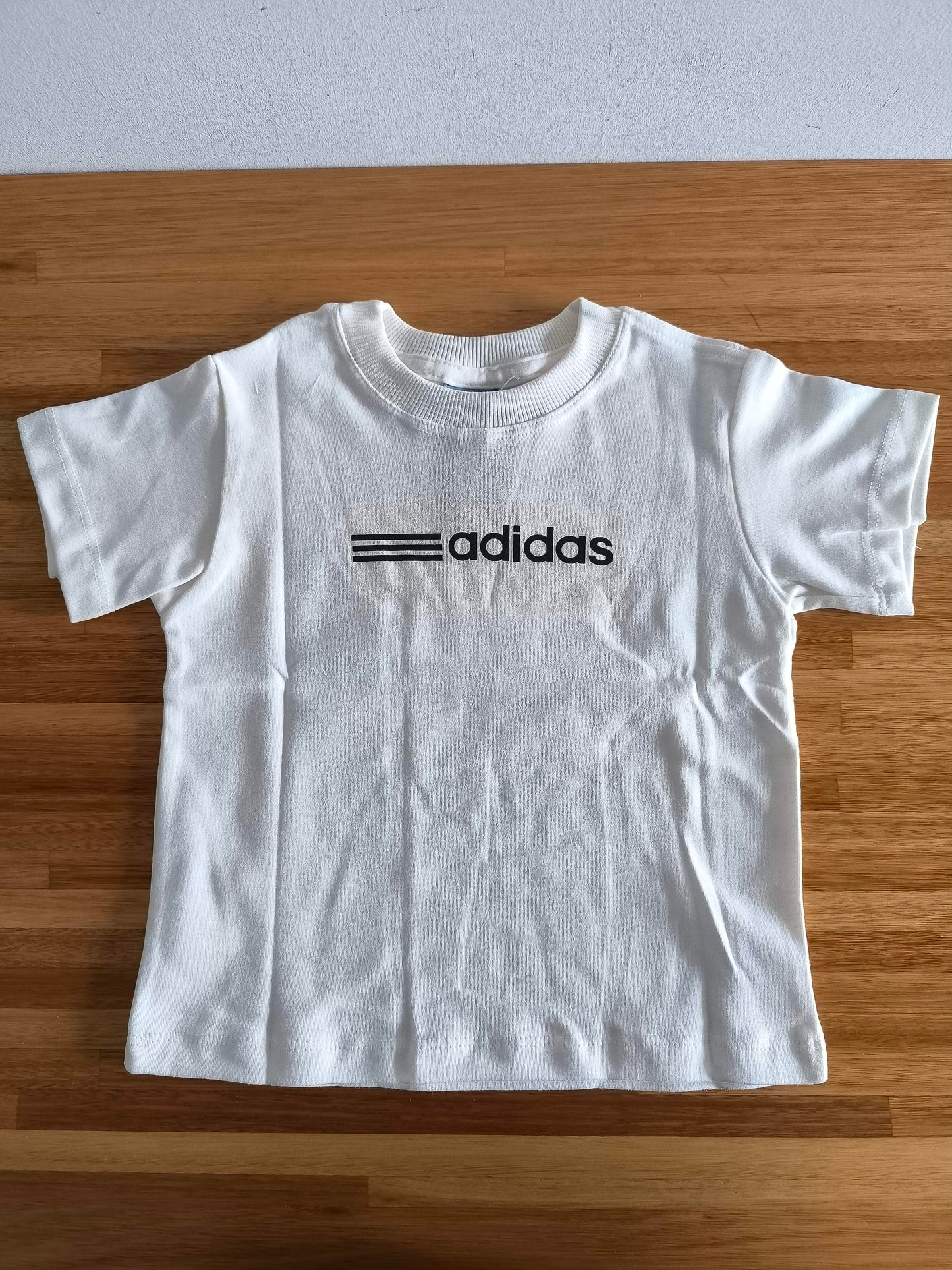 Remera Oversized ADI Classic Mark