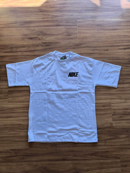 Remera Oversized NK Bugs