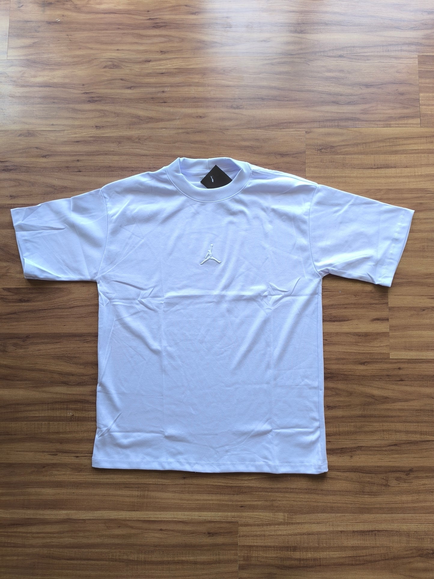 Remera Oversized Bordada JDN Source Code