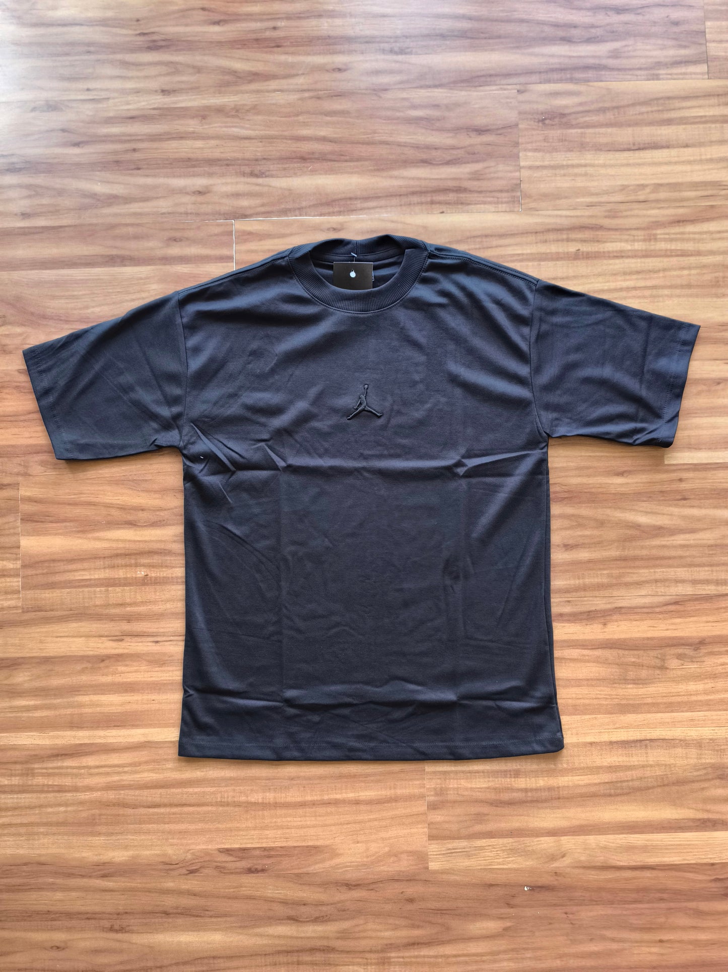 Remera Oversized Bordada JDN Source Code
