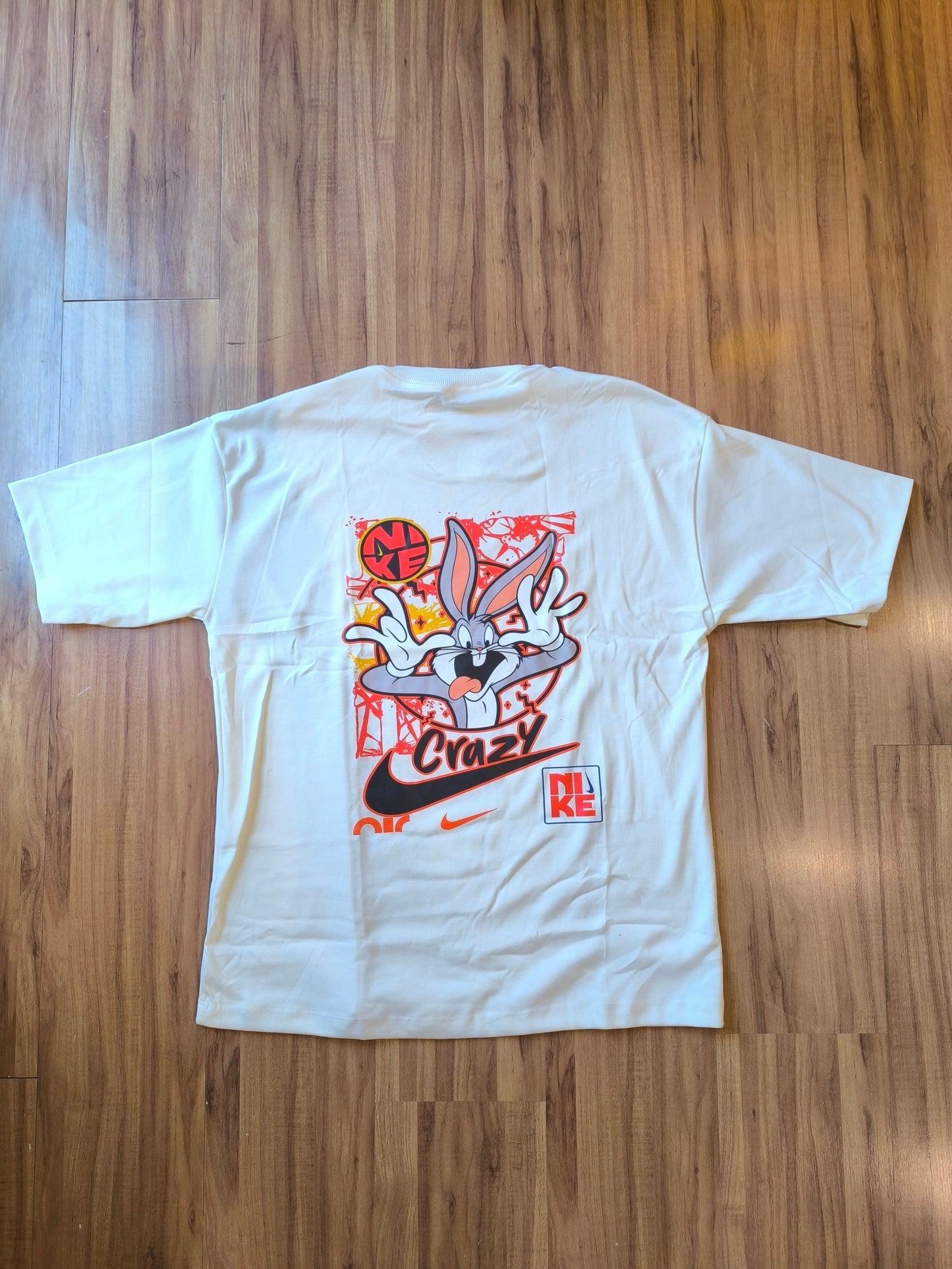 Remera Oversized NK Crazy Bugs